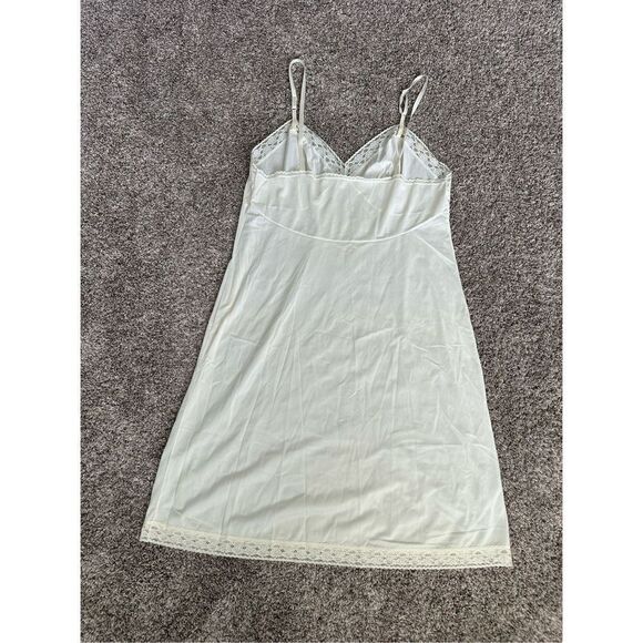 vintage vanity fair cream lace trim slip lingerie nightgown dress size 40 - Picture 3 of 6